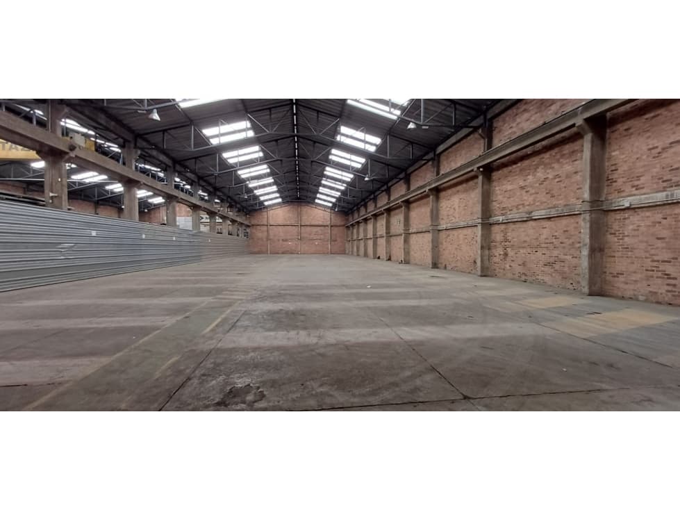 VENTA O ARRIENDO BODEGA EN FONTIBON — foto 1
