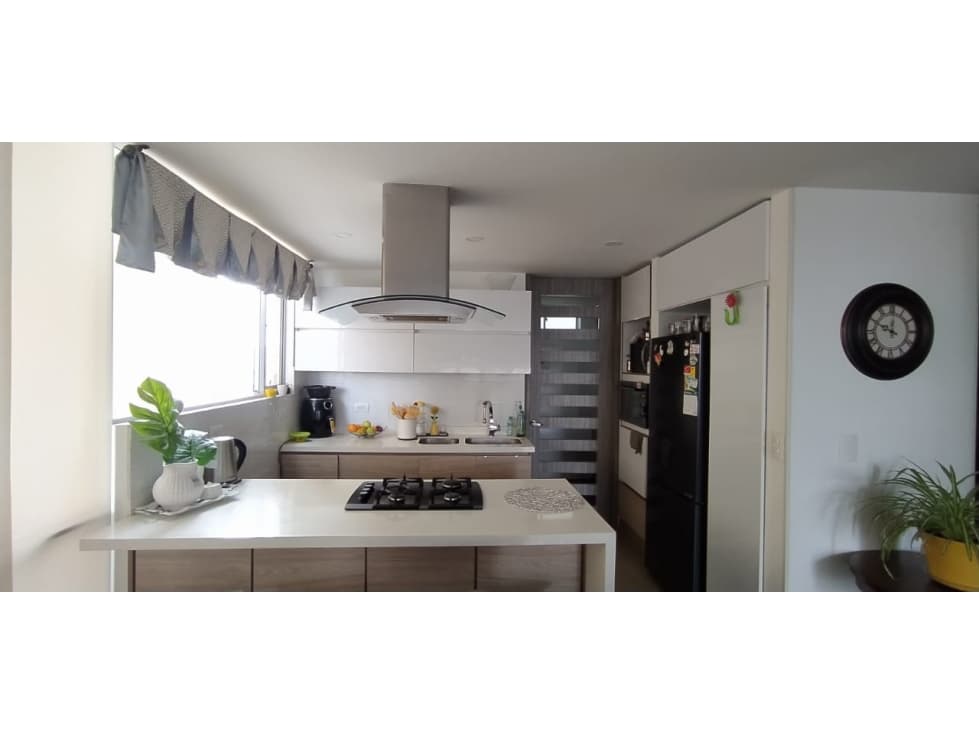 Venta de apartamento en Av. Santander — foto 1