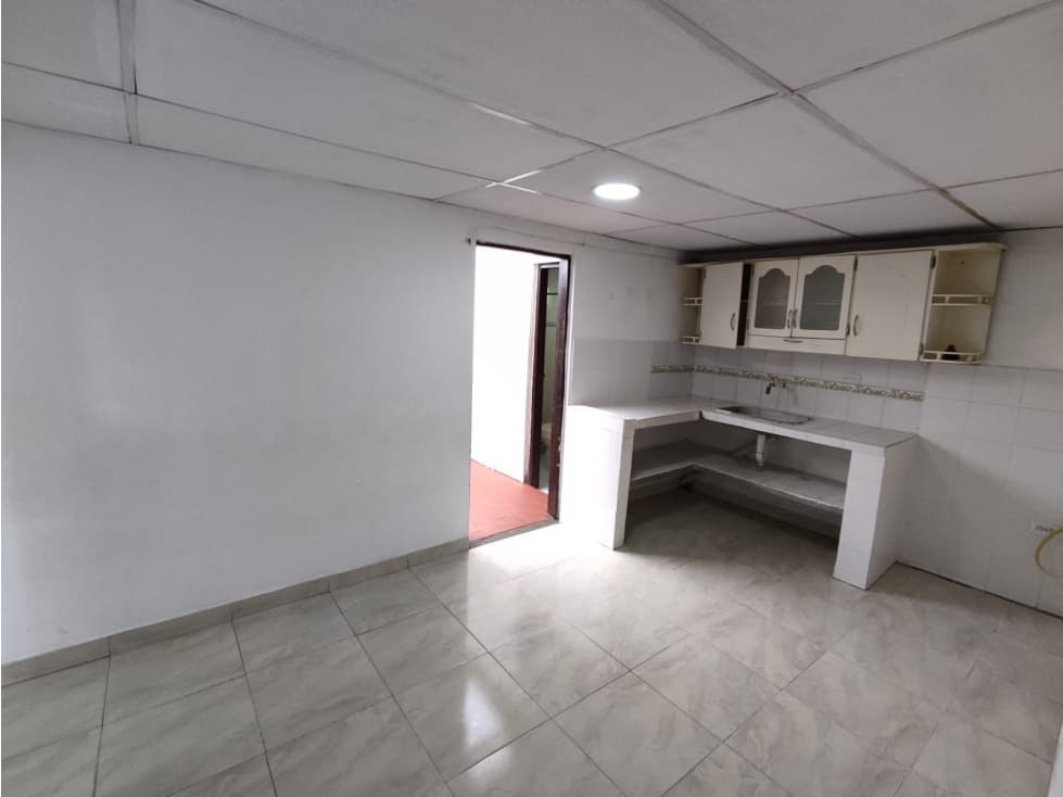 Venta de casa con renta en Aranjuez — foto 2
