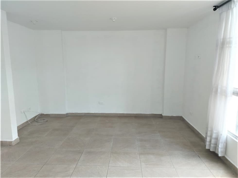 Venta de apartamento en La Autónoma — foto 5
