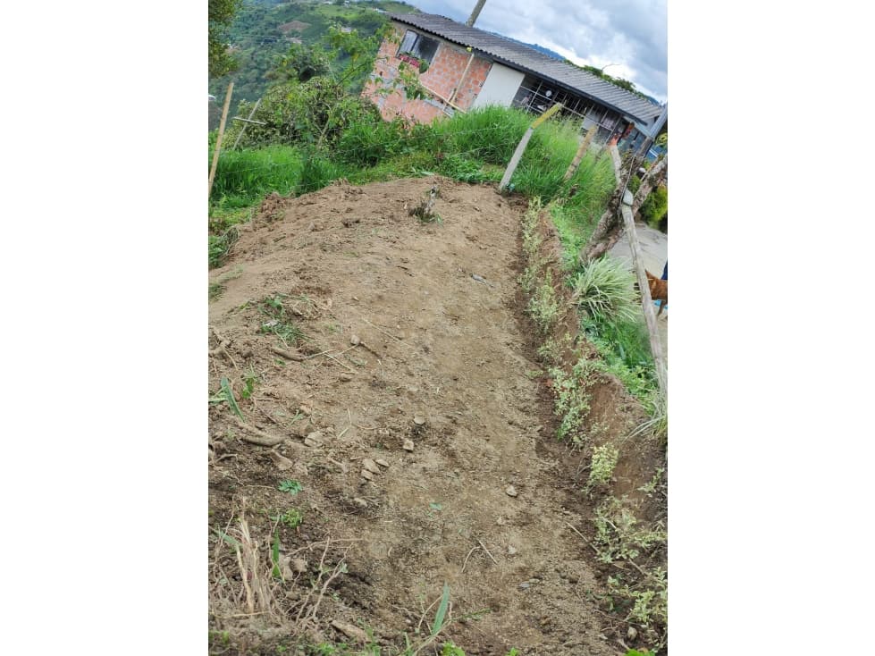 Venta de lote en el Alto Del Naranjo — foto 4