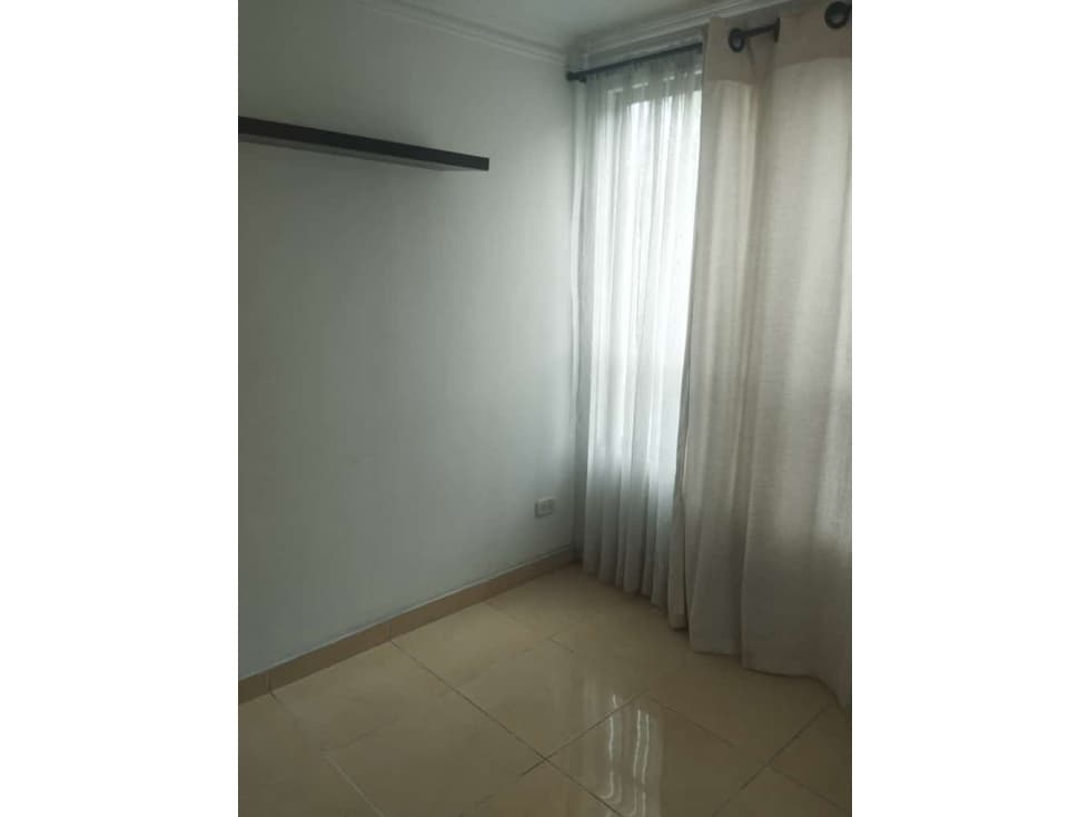 Venta de apartamento en Castilla — foto 3
