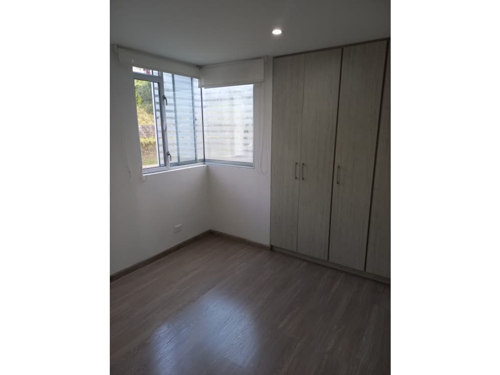Venta de apartamento en Av. Alberto Mendoza — foto 3
