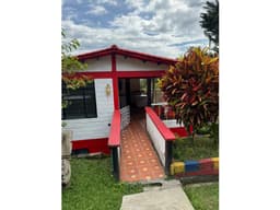 Venta de casa campestre en la Cabaña