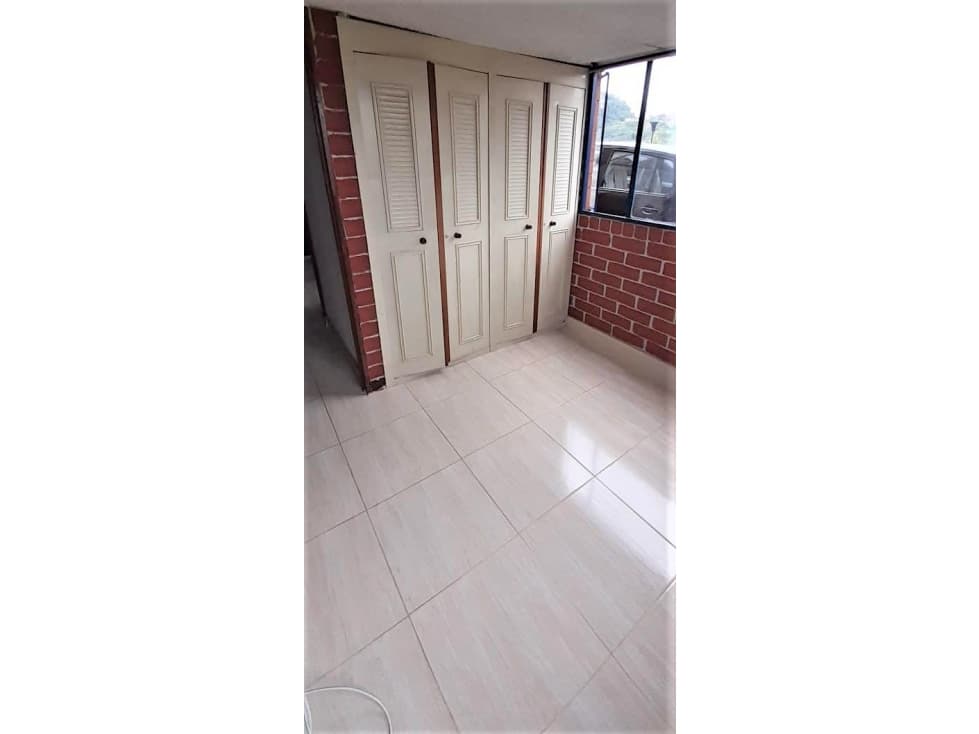 Venta de apartamento en Av. Kevin Angel — foto 4