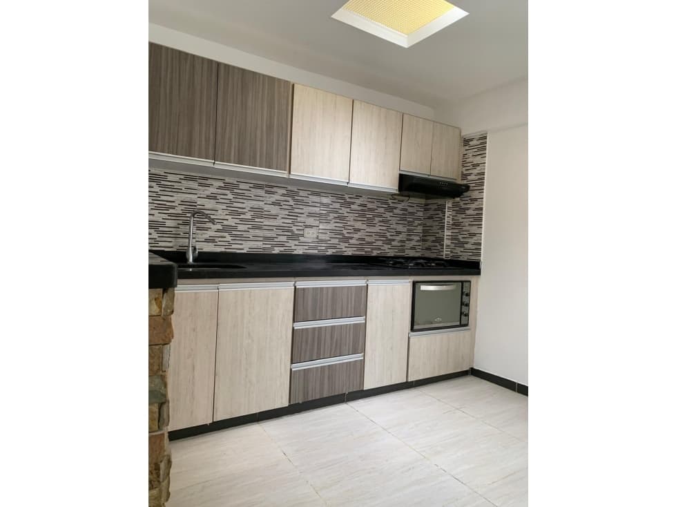 Venta de casa en Alcazares — foto 2