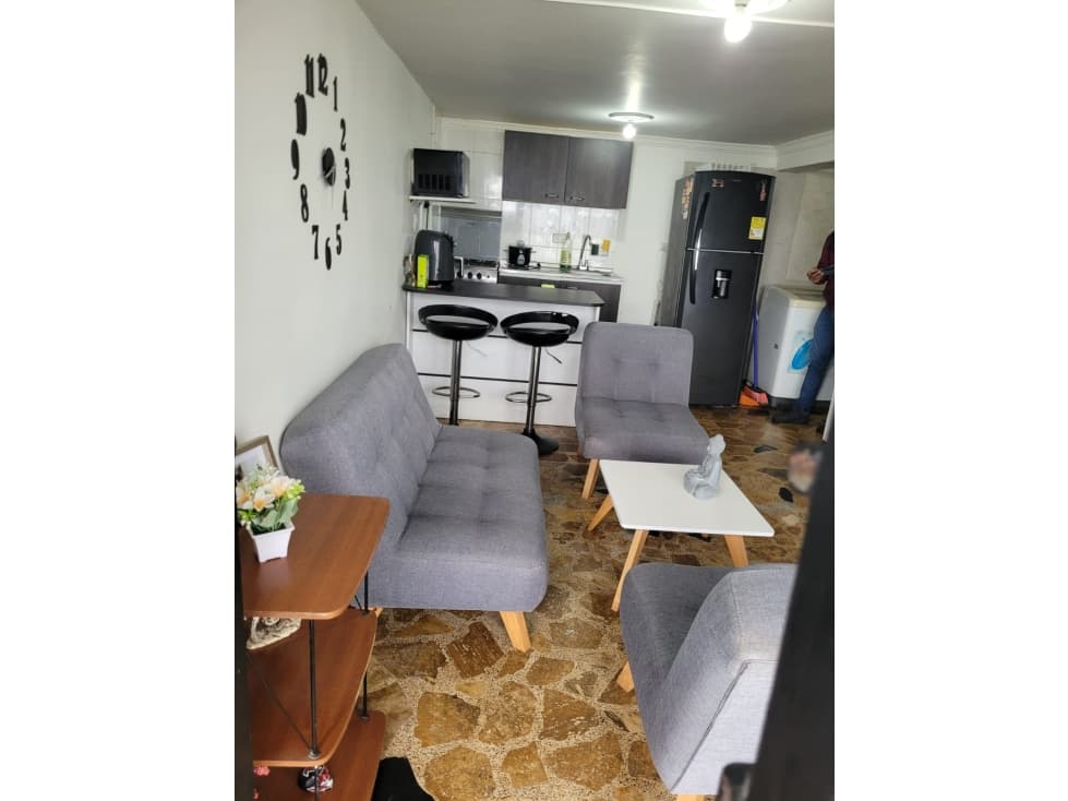 Venta de casa con renta en Chipre — foto 1