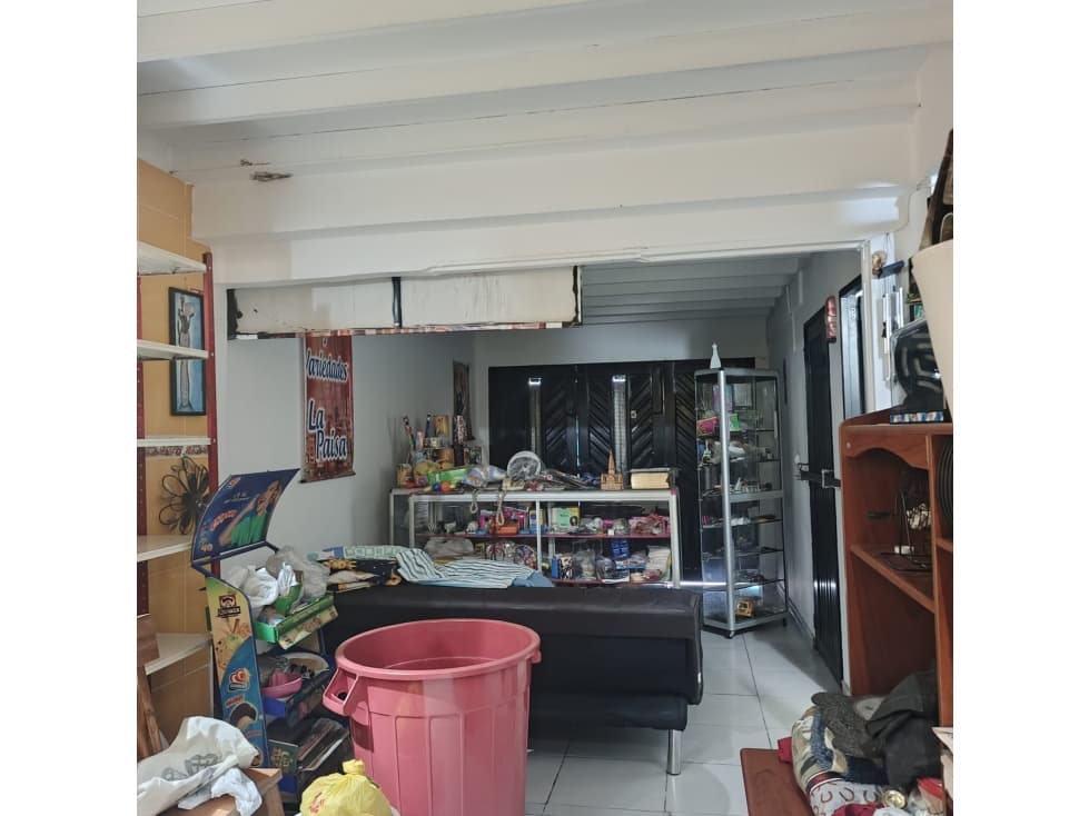 Venta de casa con renta en Bosques del norte — foto 1