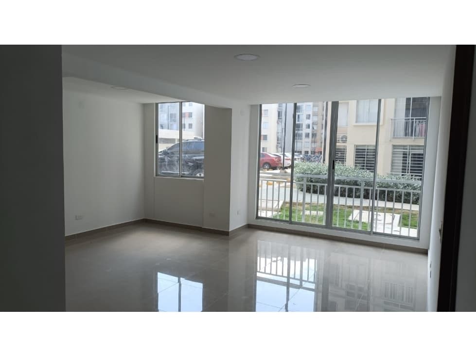 APARTAMENTO EN ARRIENDO — foto 3
