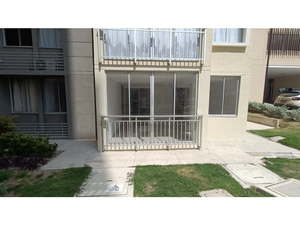 APARTAMENTO EN ARRIENDO — foto 1