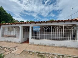 SE VENDE O SE ARRIENDA CASA EN EL BARRIO VILLA ANTIGUA VILLADELROSARIO