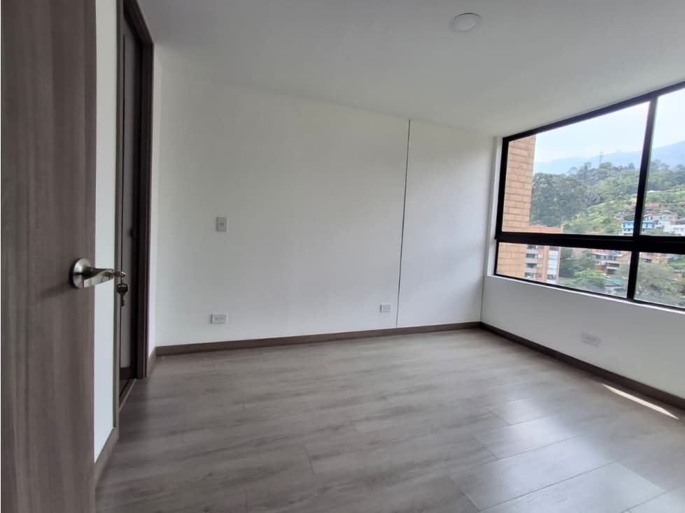 APARTAMENTO EN ARRIENDO EN ENVIGADO COD 10738 — foto 4