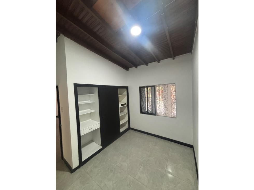 CASA EN ARRIENDO EN LOS COLORES COD 10777 — foto 5