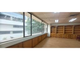 OFICINA EN ARRIENDO EN EL POBLADO COD 10289