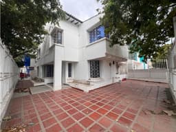 CASA EN VENTA EN EL JARDÍN IDEAL PARA EMPRESA, OFICINAS O VIVIENDA
