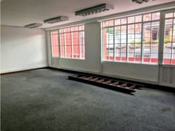 Arriendo Vendo casa uso institucional-comercial en Quinta Camacho,