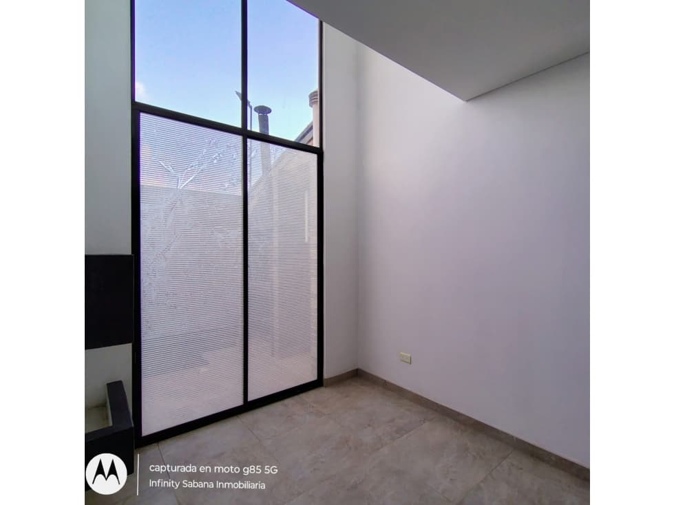ARRIENDO ESPECTACULAR CASA EN TENJO — foto 6