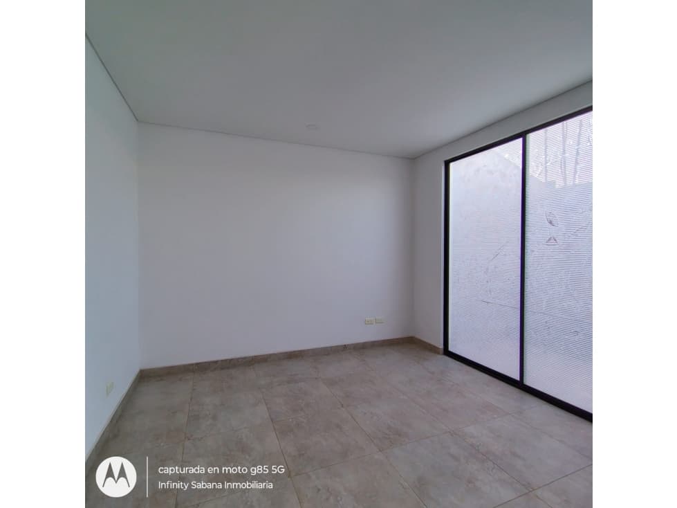 ARRIENDO ESPECTACULAR CASA EN TENJO — foto 5