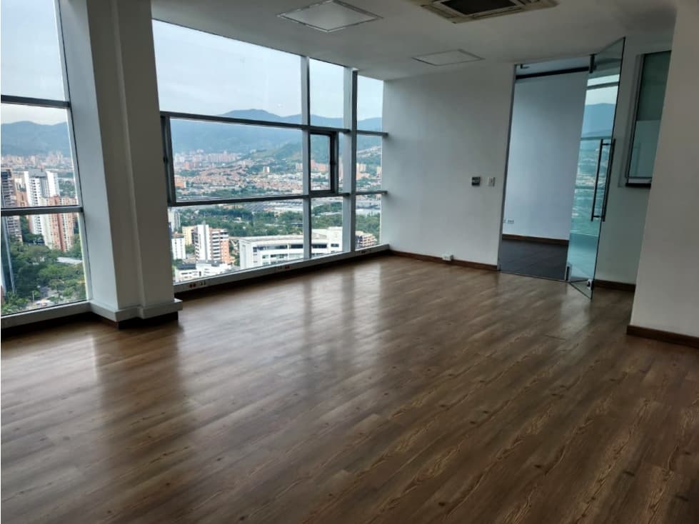 Oficina En Arriendo Forum Poblado Medellin — foto 2