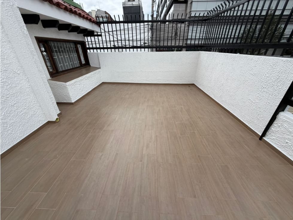 Casa en Chico en Excelentes condiciones para Uso Comercial — foto 2