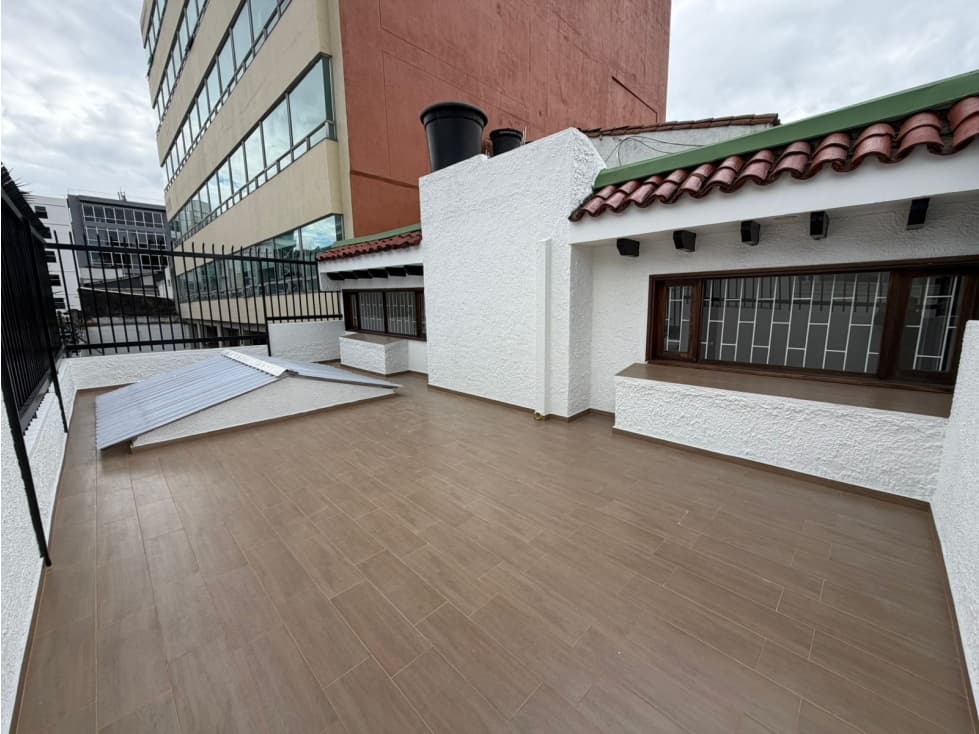 Casa en Chico en Excelentes condiciones para Uso Comercial — foto 1