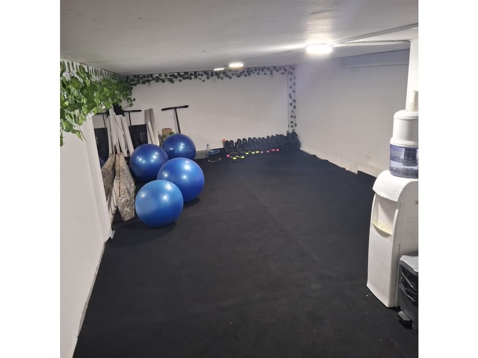 LOCAL EN ARRIENDO EN SANTA BARBARA — foto 4