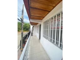 SE VENDE CASA BARRIO CAMBULOS