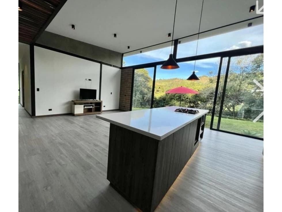 Venta de casa campestre independiente en El Retiro — foto 1