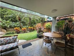 VENTA DE CASA EN ENVIGADO CERCA AL MALL LA SEBASTIANA