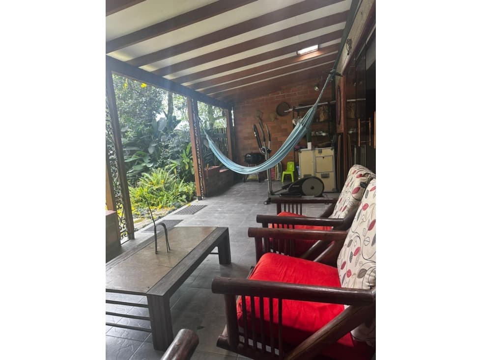 VENTA DE CASA EN ENVIGADO TRANSVERSAL INTERMEDIA — foto 2