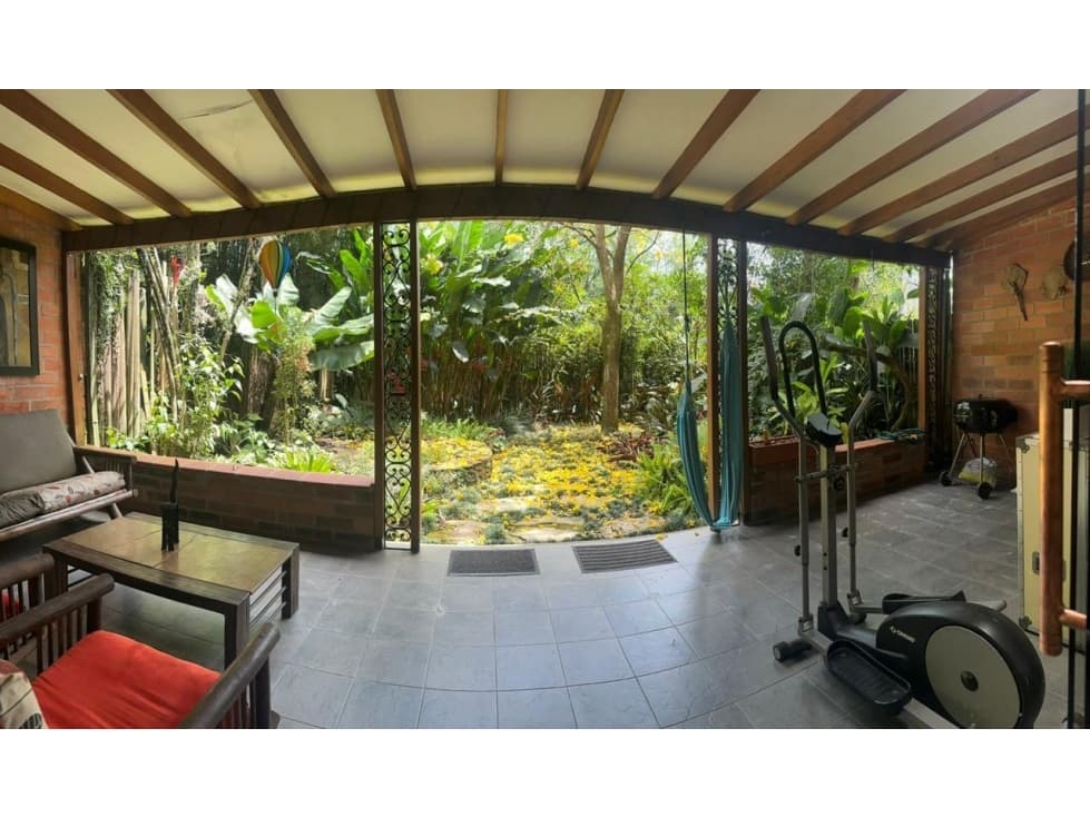 VENTA DE CASA EN ENVIGADO TRANSVERSAL INTERMEDIA — foto 4