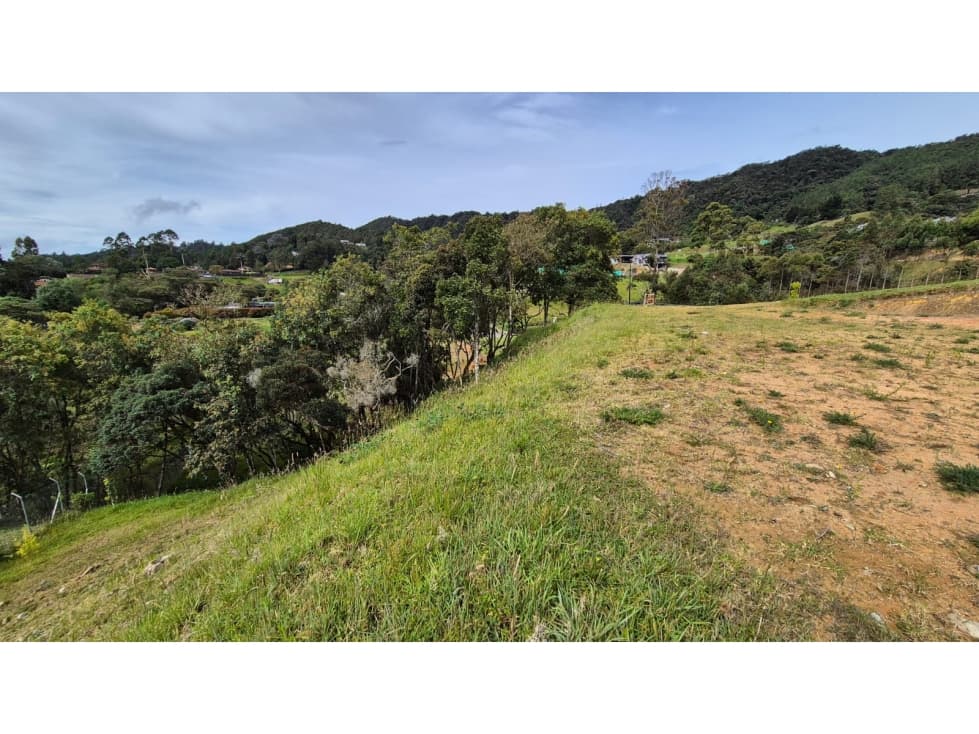 VENTA DE LOTE EN ENVIGADO LOMA DEL ESCOBERO — foto 5