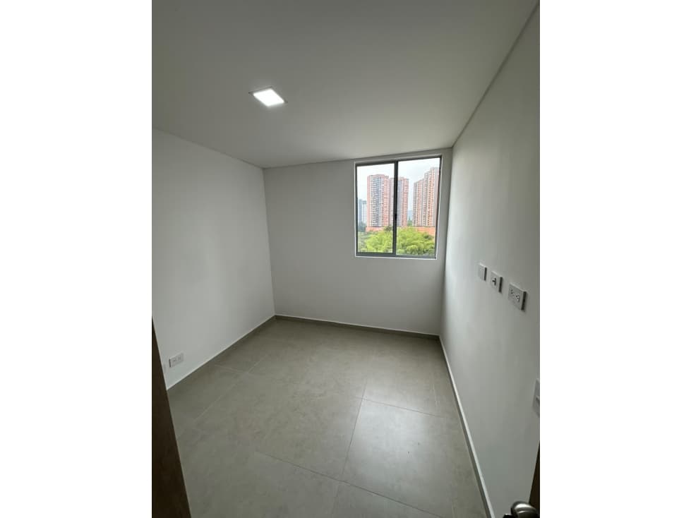 Apartamento en venta en Itagüí. Nuevo! — foto 5