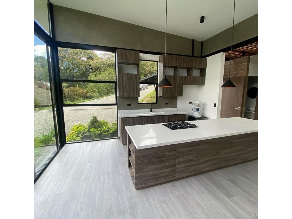 Venta de casa campestre independiente en El Retiro — foto 4