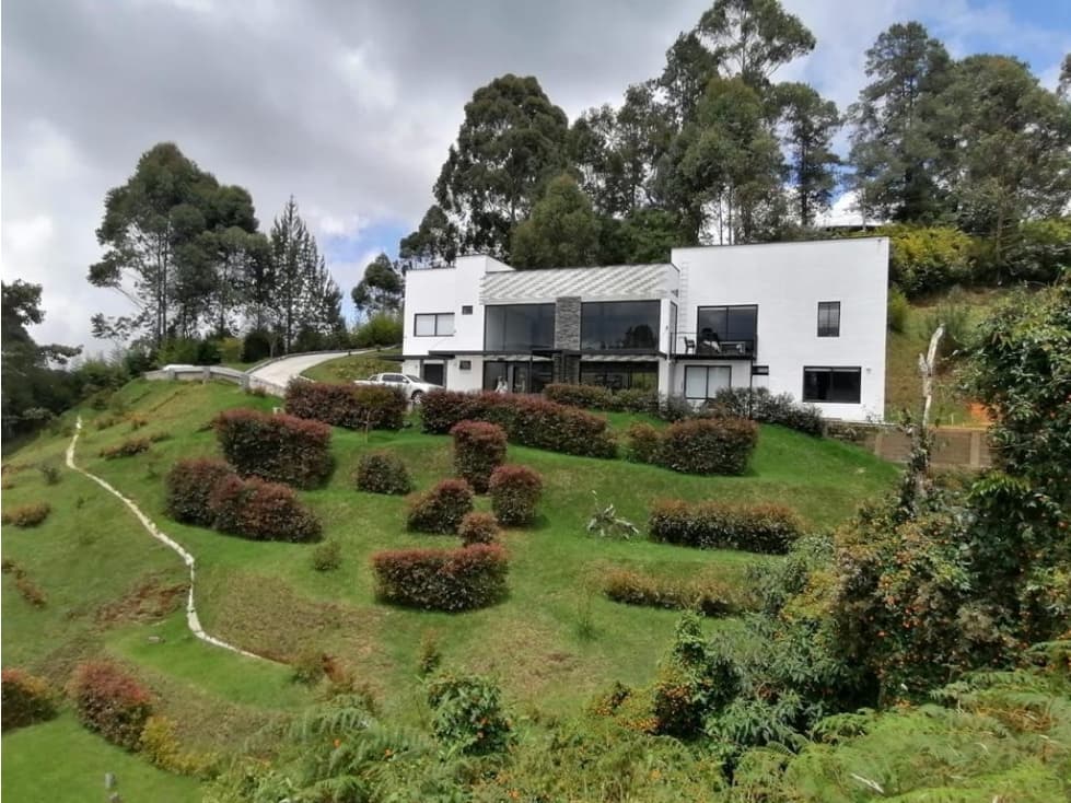 Venta de casa campestre en Las Palmas — foto 1