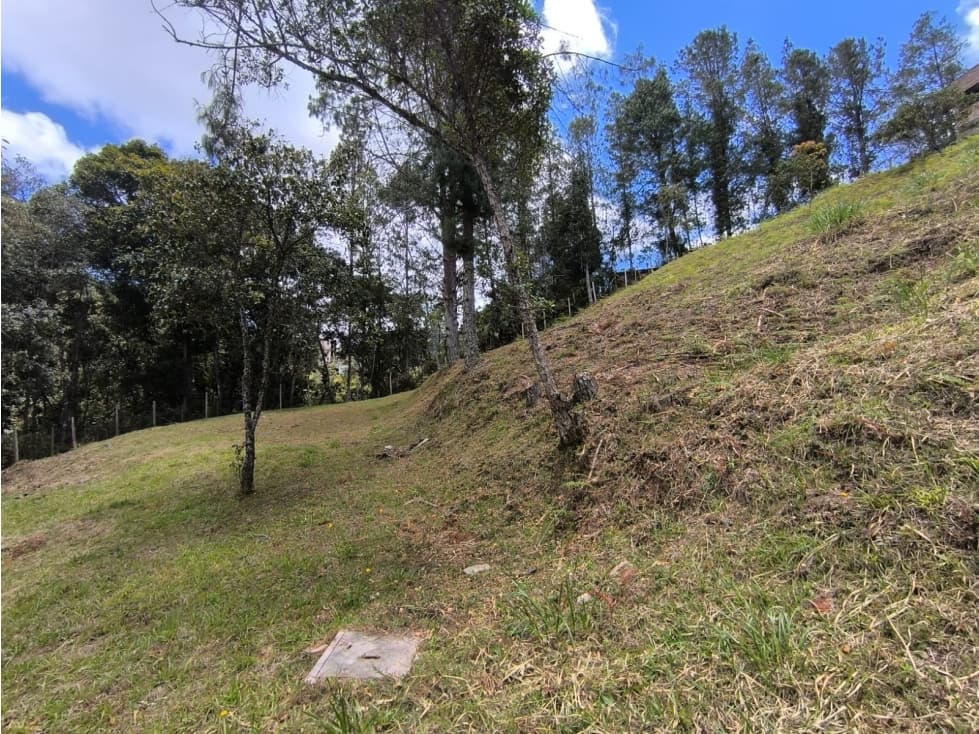 VENTA DE LOTE EN ENVIGADO- LOMA DEL ESCOBERO  — foto 1