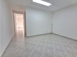 Venta de excelente oficina o consultorio Milla de Oro