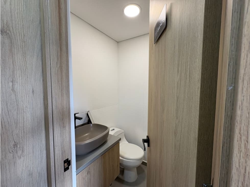 Local en venta en Sabaneta — foto 5