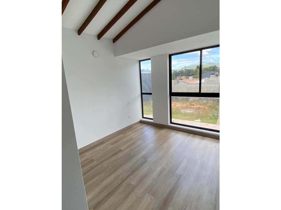 VENTA DE CASA LA CEJA — foto 4