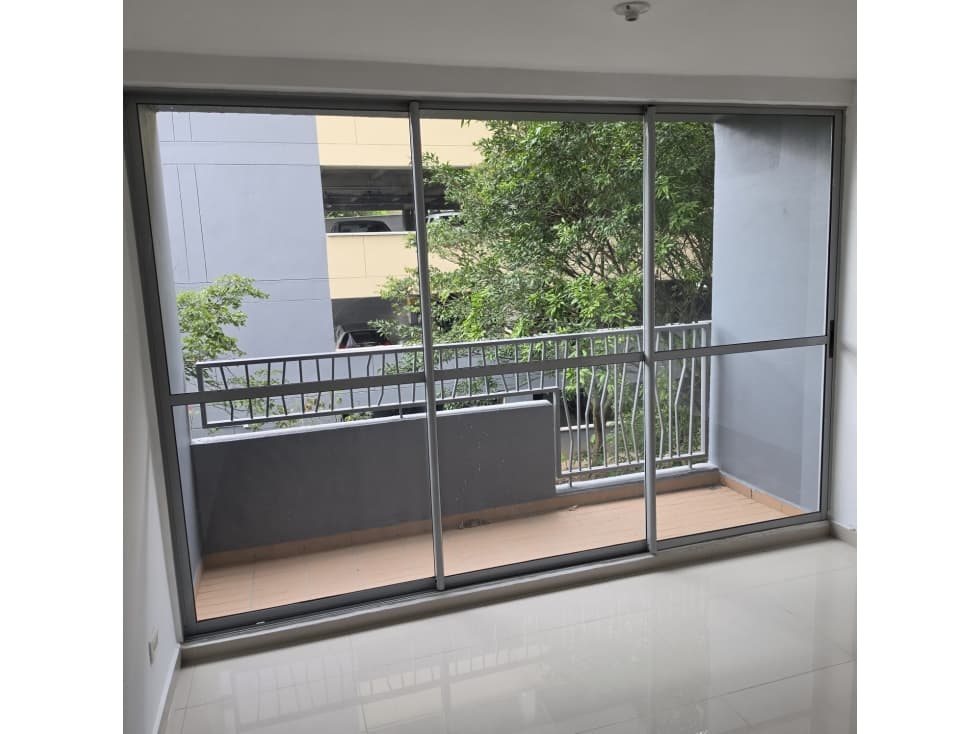 ARRIENDO APARTAMENTO EN LA ESTRELLA — foto 1