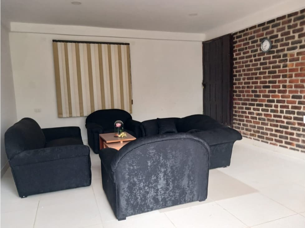 CASA CON APARTAESTUDIO EN VENTA MIRABAL PAIPA BOY — foto 4