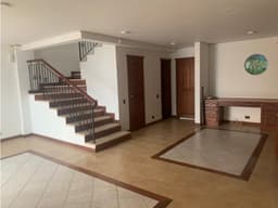 VENDO CASA EN EL SECTOR DE ALAMOS EN CONJUNTO CERRADO