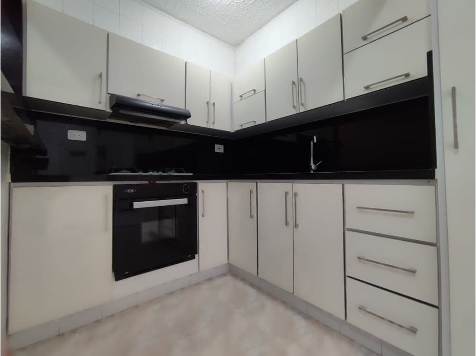 VENTA DE CASA EN EL SECTOR DE PINARES COD 9796616 — foto 3