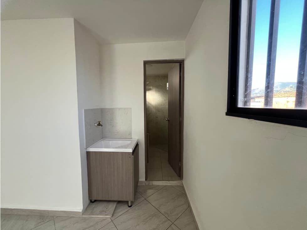 Apartamento en Bello Parque- en arriendo — foto 5