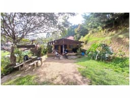 Finca en Rionegro vereda la Laja - Se vende