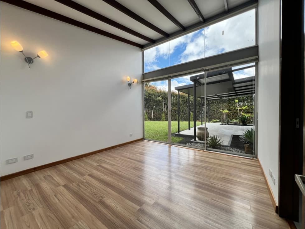 CASA EN ENVIGADO EL ESCOBERO- VENDE Y/O ARRIENDA — foto 6