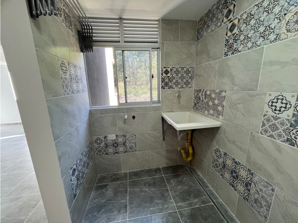 Apartamento en Bello Bucaros- en arriendo — foto 2