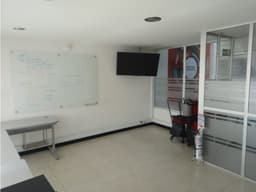 Casa de 4 niveles En Bogotá, Barrios Unidos, La Castellana - Venta