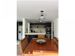 C0356. Vendo! Casa unifamiliar con amplios espacios y acabados de lujo