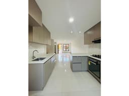 C0422. VENDO! Casa en excelente sector en San Antonio de Pereira